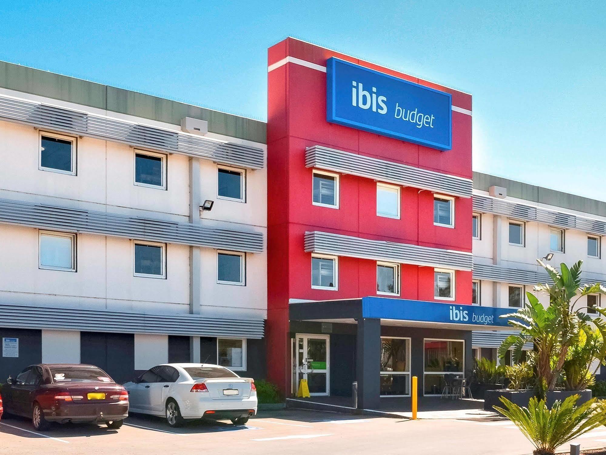 Ibis Budget - גוספורד מראה חיצוני תמונה